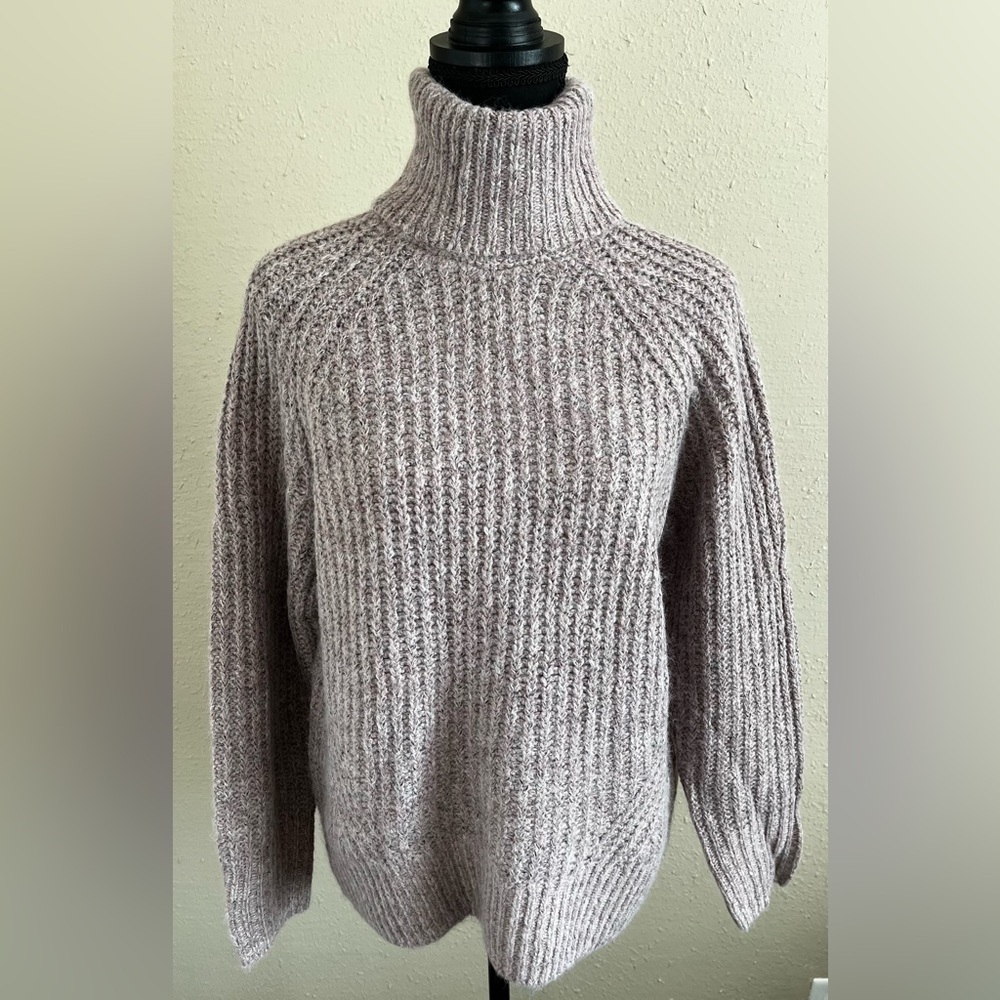 Women’s Cozy light purple Knit Sweater